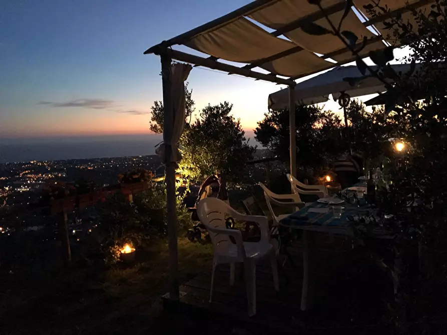 Immagine 5 di Baita in vendita  a Pietrasanta