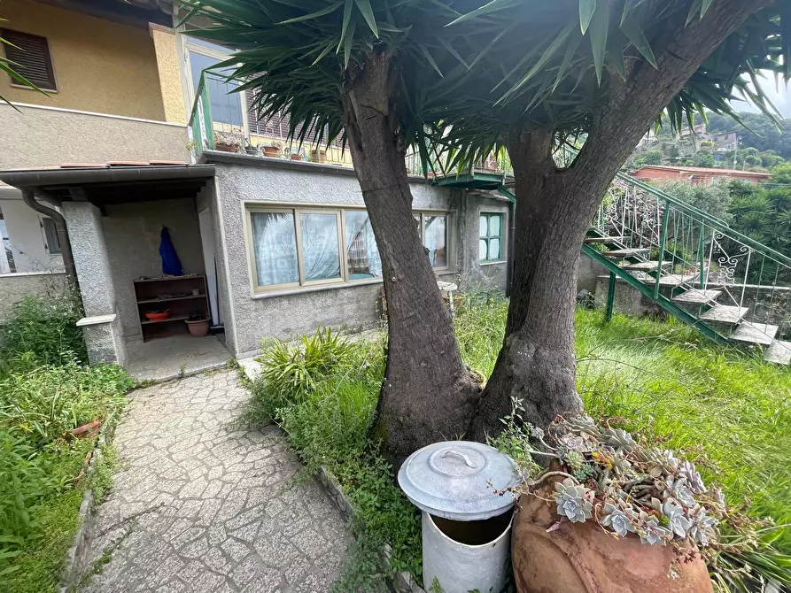 Immagine 5 di Porzione di casa in vendita  a Pietrasanta
