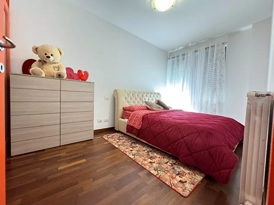 Immagine 10 di Quadrilocale in affitto  a Camaiore