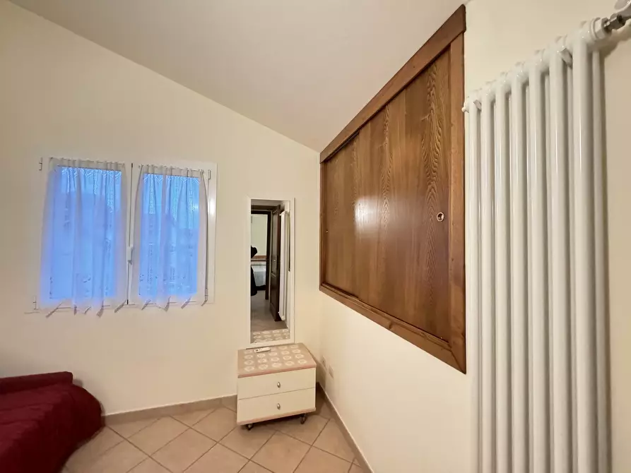 Immagine 45 di Casa indipendente in affitto  a Pietrasanta