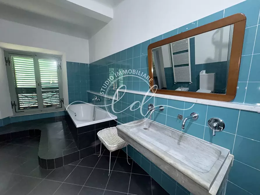 Immagine 25 di Quadrilocale in affitto  a Pietrasanta