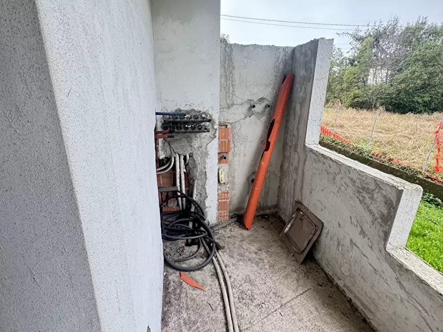 Immagine 10 di Porzione di casa in vendita  a Camaiore