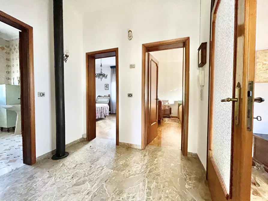 Immagine 81 di Casa indipendente in vendita  a Seravezza