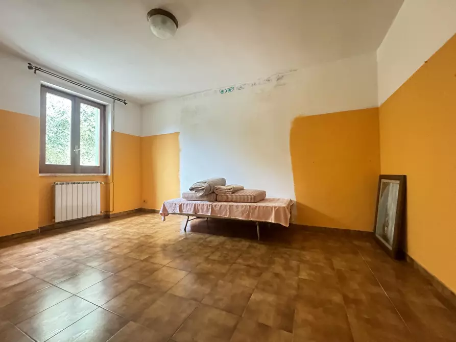 Immagine 35 di Porzione di casa in vendita  a Pietrasanta