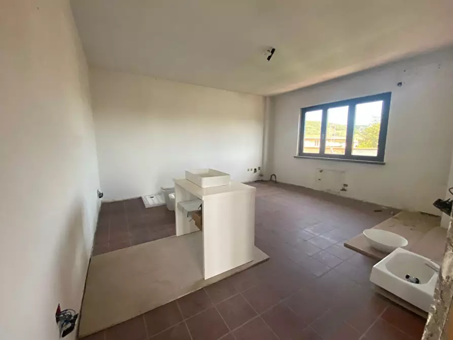 Immagine 24 di Porzione di casa in vendita  a Pietrasanta