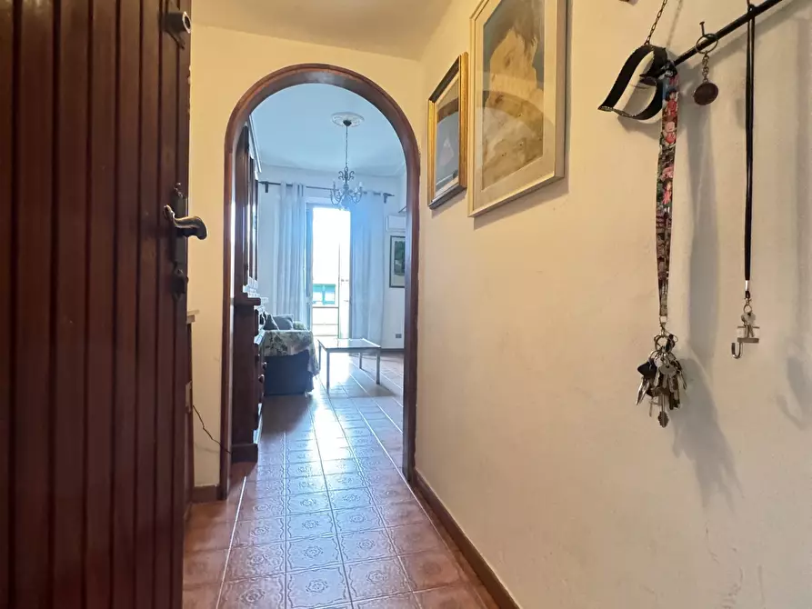 Immagine 2 di Quadrilocale in affitto  a Pietrasanta