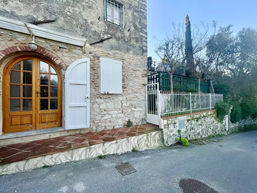 Immagine 52 di Porzione di casa in vendita  a Massarosa