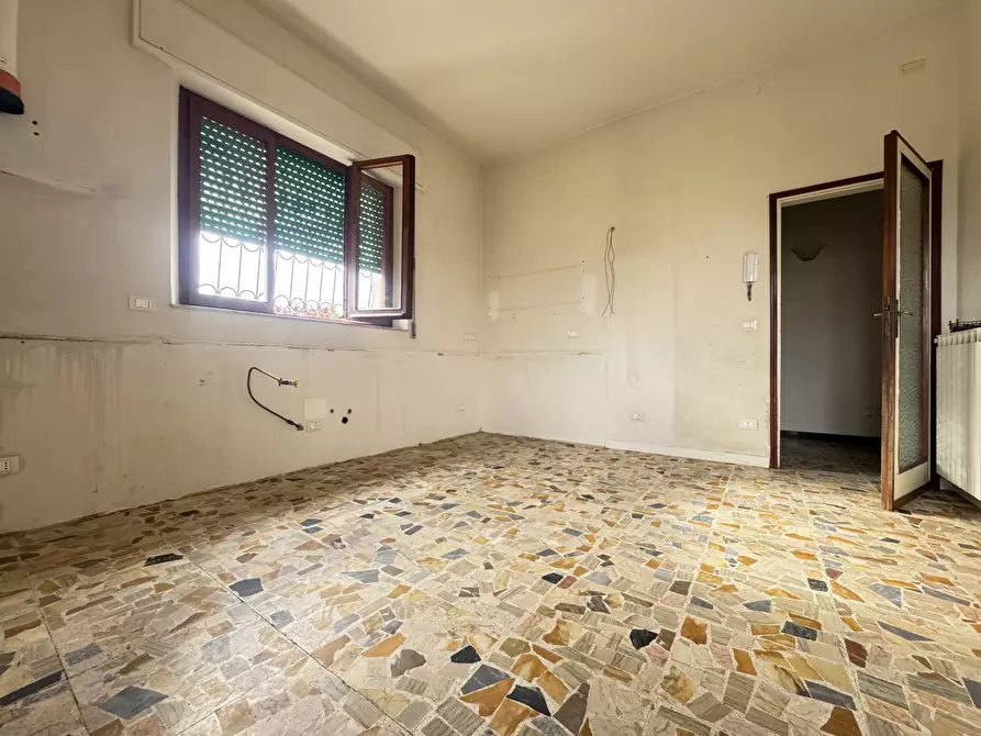 Immagine 14 di Casa indipendente in vendita  a Pietrasanta