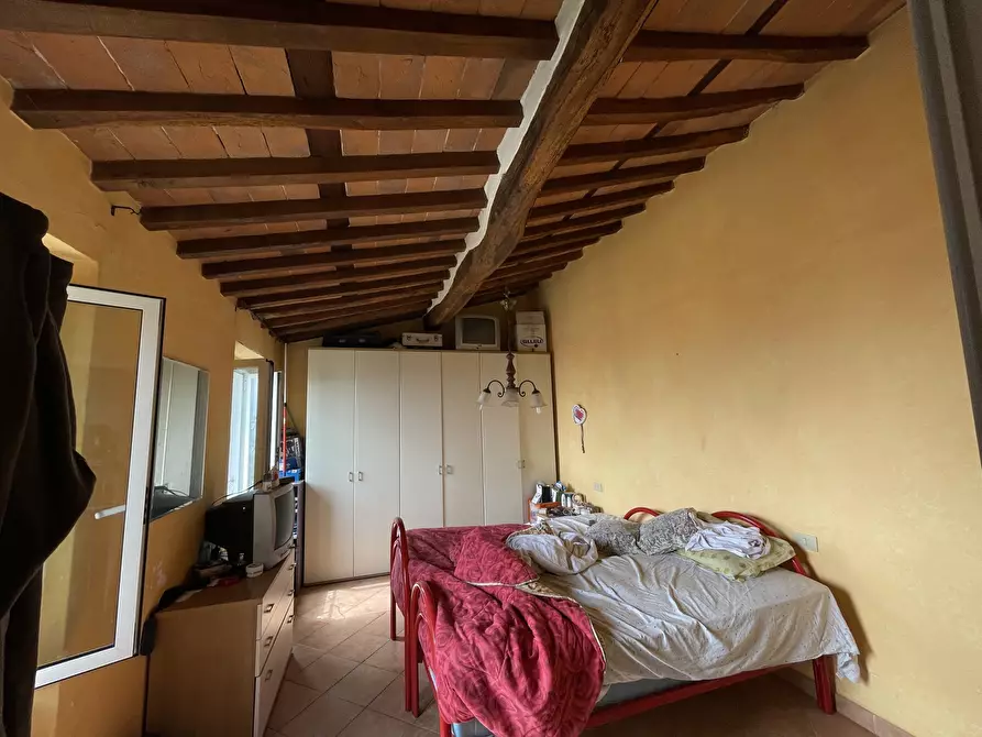 Immagine 14 di Casa indipendente in vendita  a Pietrasanta
