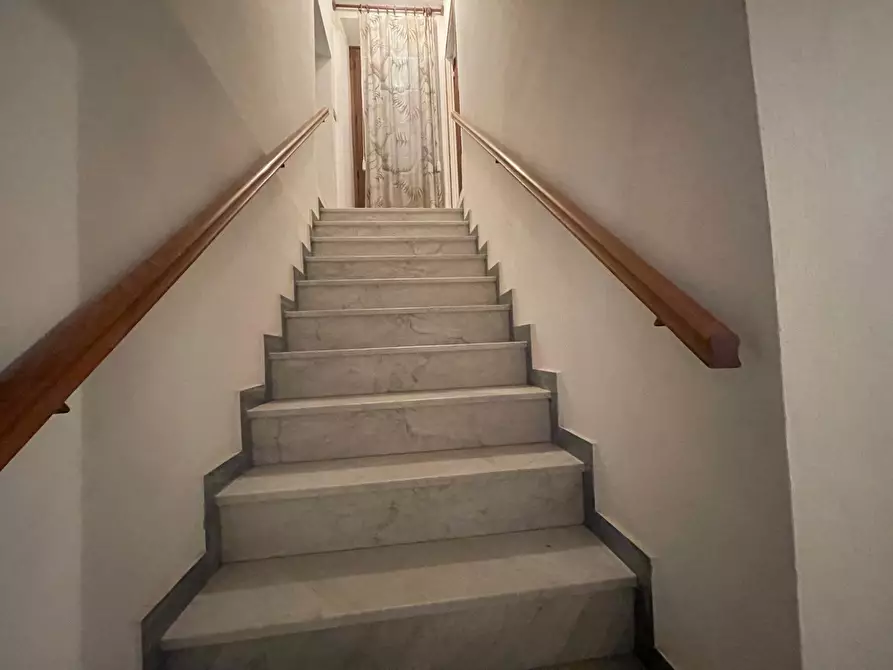 Immagine 38 di Porzione di casa in vendita  a Pietrasanta