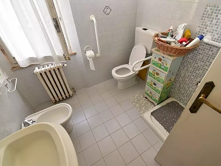 Immagine 11 di Casa indipendente in vendita  a Pietrasanta