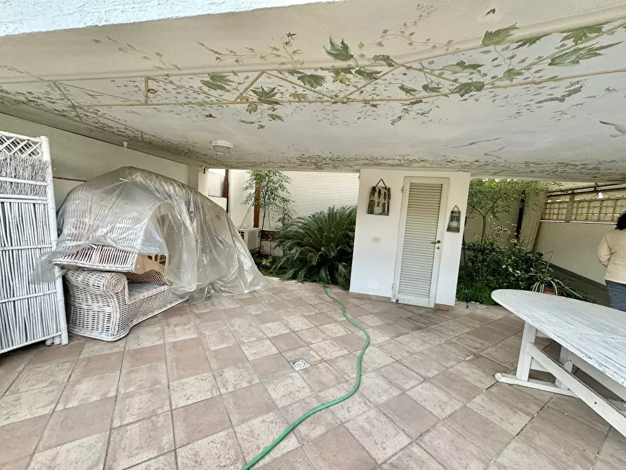 Immagine 8 di Quadrilocale in vendita  a Seravezza