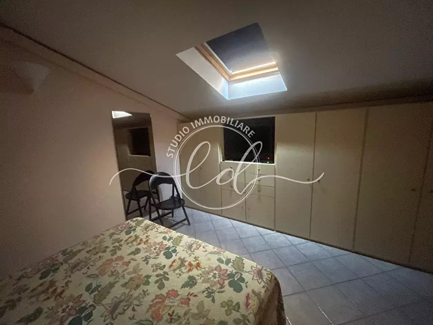 Immagine 29 di Porzione di casa in affitto  a Viareggio