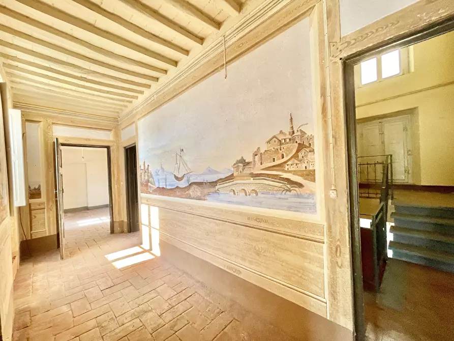 Immagine 31 di Porzione di casa in vendita  a Camaiore