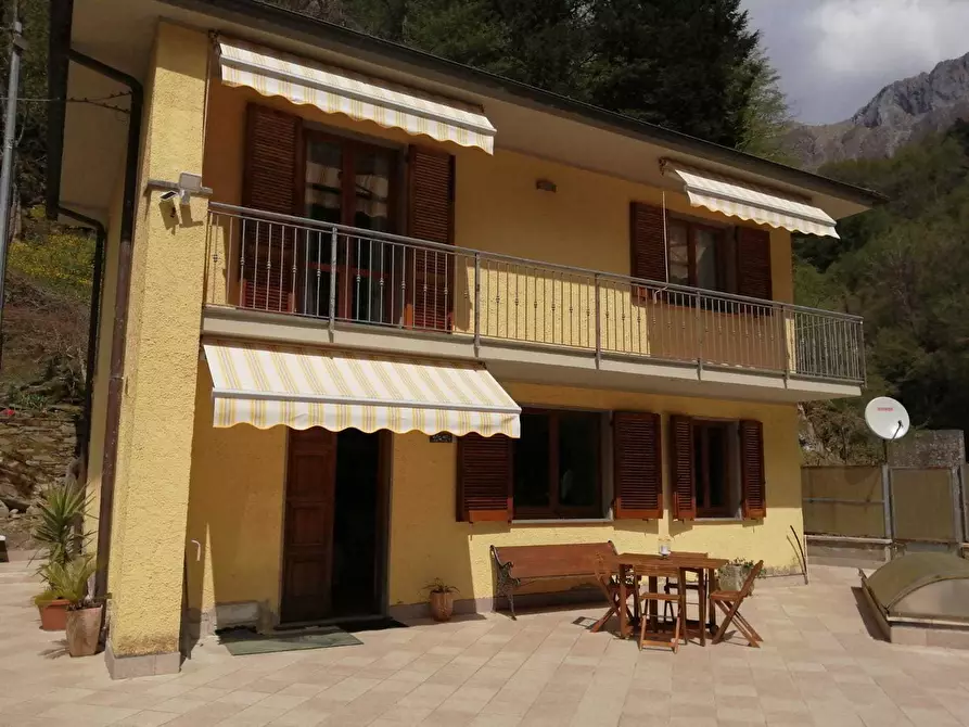 Immagine 21 di Casa indipendente in vendita  a Stazzema