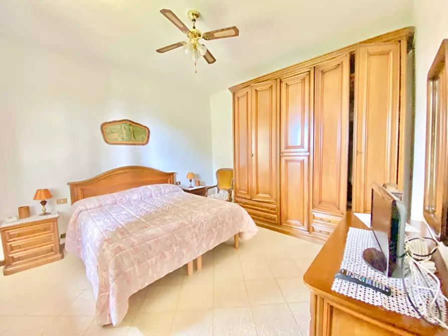 Immagine 5 di Casa indipendente in affitto  a Pietrasanta