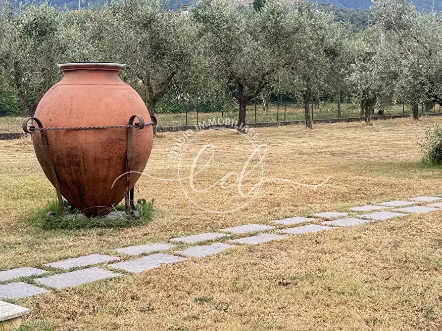 Immagine 28 di Terreno edificabile in vendita  a Ortonovo