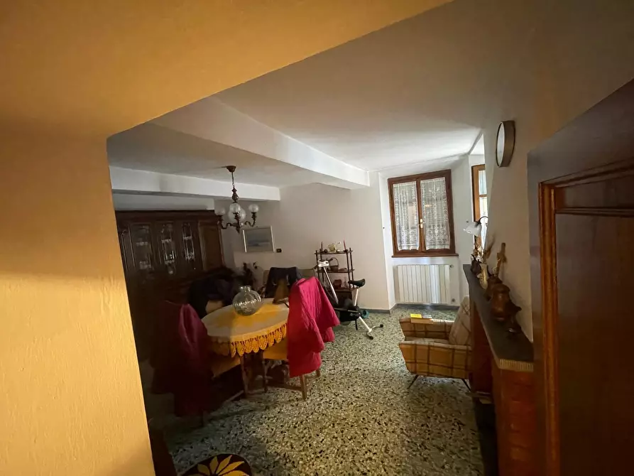 Immagine 28 di Porzione di casa in vendita  a Pietrasanta