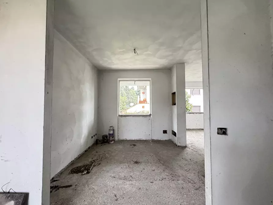 Immagine 13 di Porzione di casa in vendita  a Camaiore