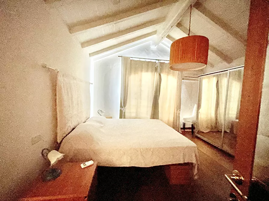 Immagine 28 di Villa in affitto  a Pietrasanta