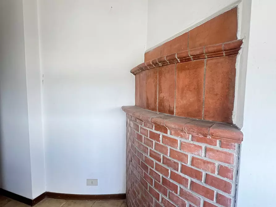 Immagine 44 di Porzione di casa in vendita  a Pietrasanta