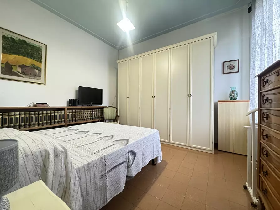 Immagine 14 di Quadrilocale in affitto  a Pietrasanta