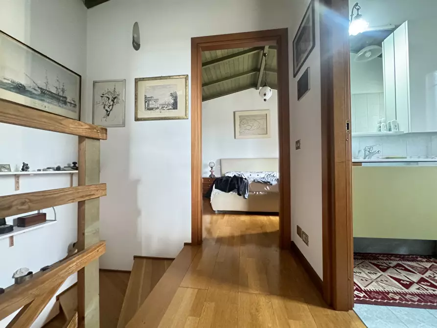 Immagine 39 di Porzione di casa in vendita  a Pietrasanta