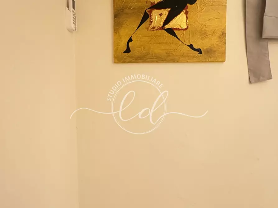 Immagine 40 di Loft/Open space in vendita  a Pietrasanta