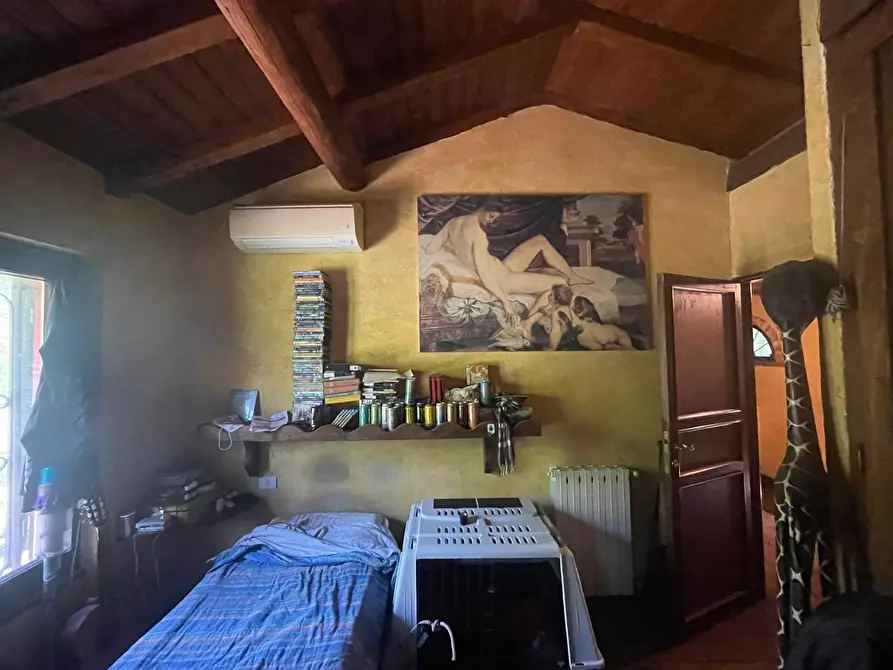 Immagine 34 di Casa indipendente in vendita  a Camaiore