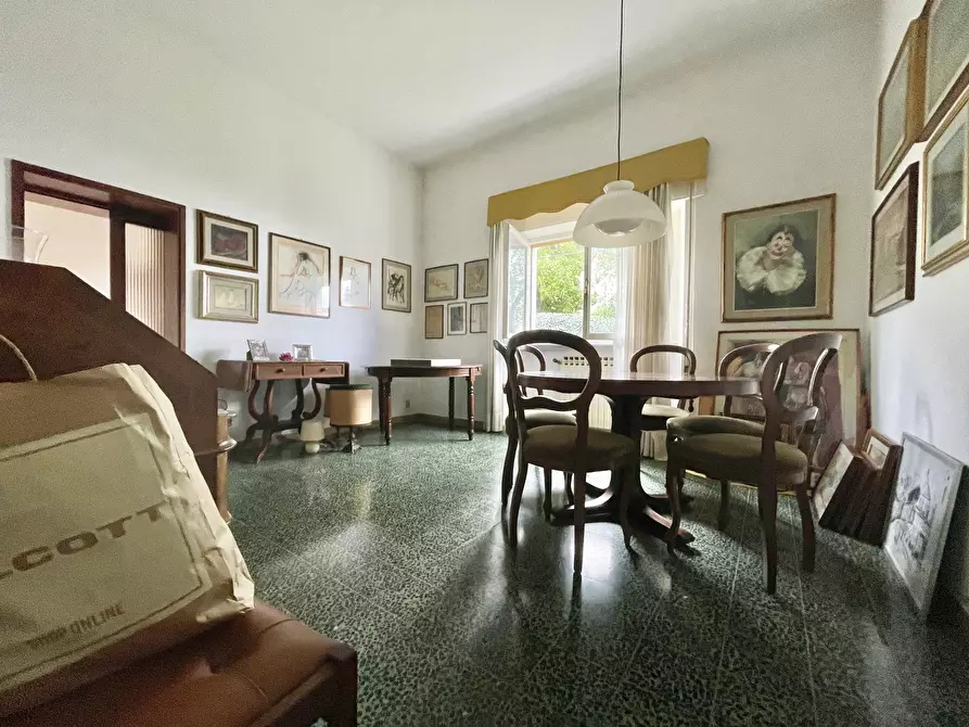 Immagine 8 di Quadrilocale in vendita  a Pietrasanta