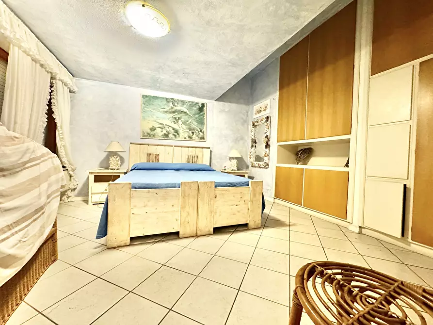 Immagine 18 di Quadrilocale in vendita  a Seravezza