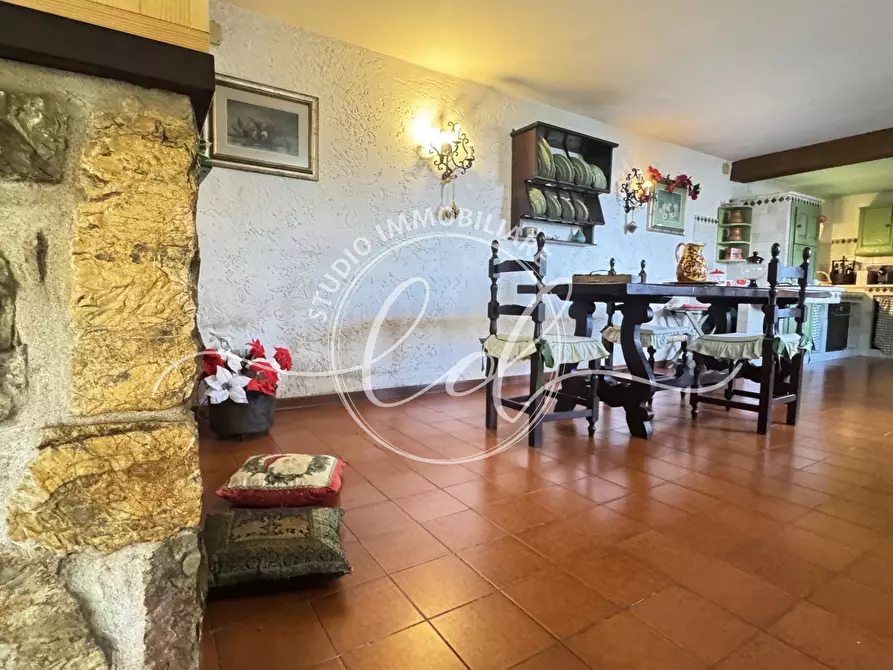 Immagine 90 di Casa indipendente in vendita  a Massarosa