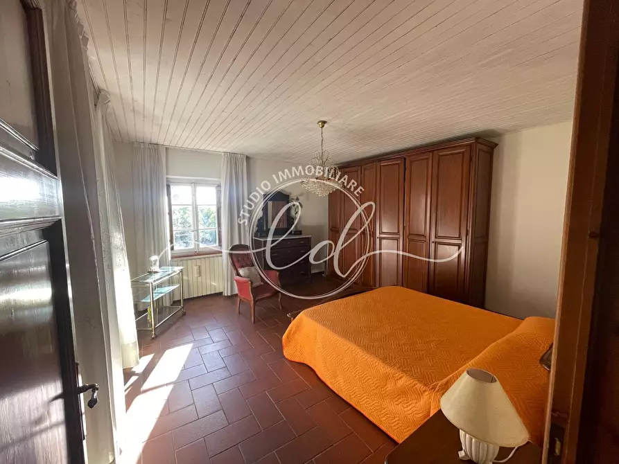 Immagine 26 di Porzione di casa in vendita  a Massarosa