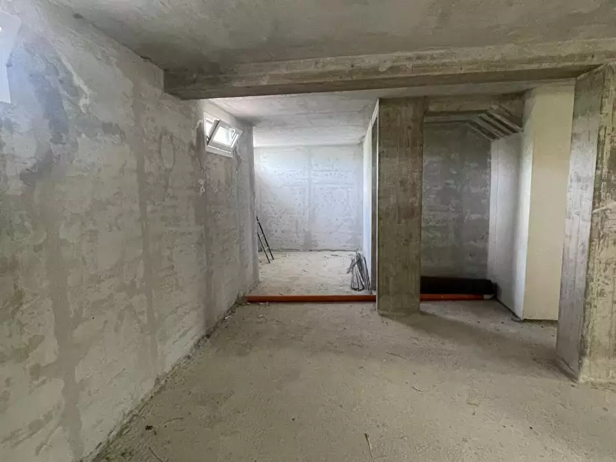 Immagine 35 di Villa in vendita  a Camaiore