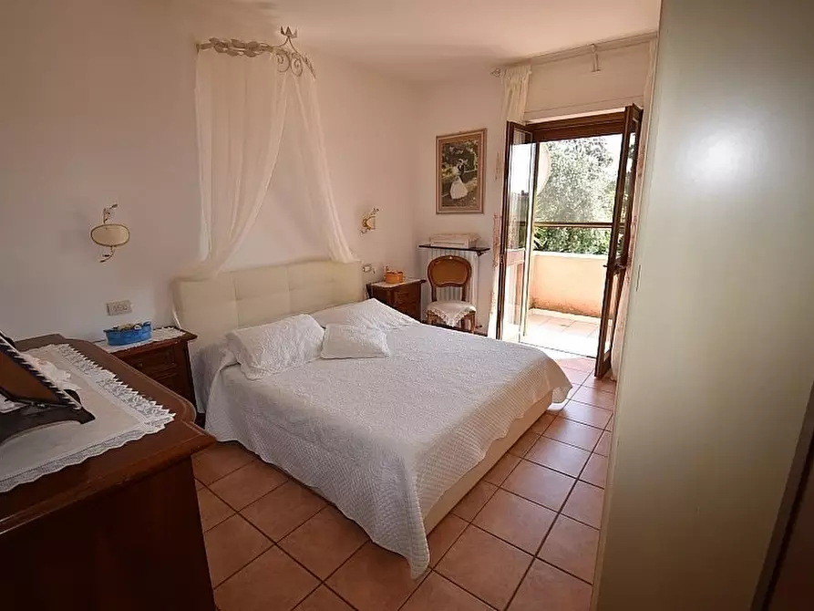 Immagine 20 di Porzione di casa in vendita  a Pietrasanta