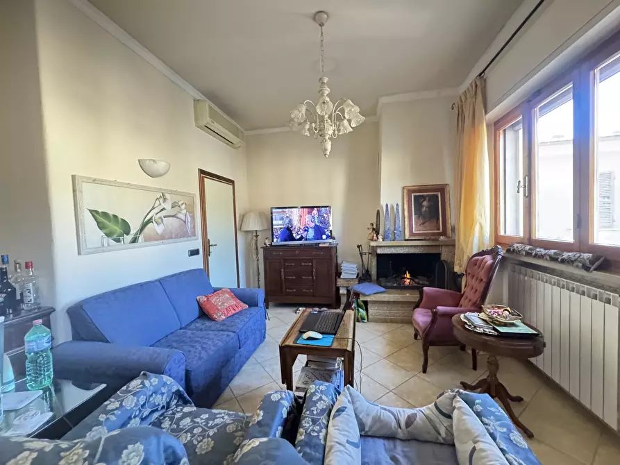 Immagine 7 di Quadrilocale in vendita  a Pietrasanta