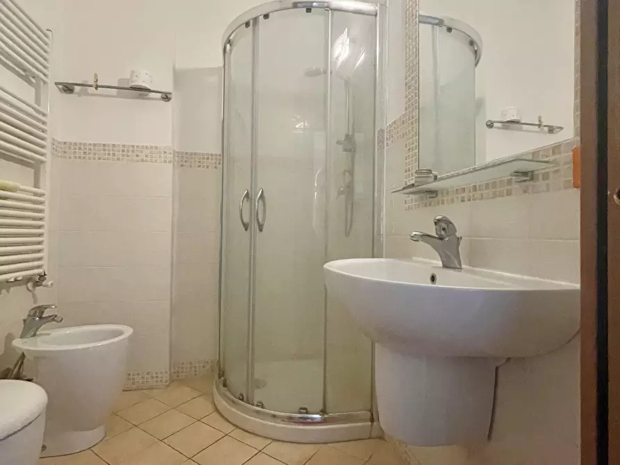 Immagine 11 di Quadrilocale in vendita  a Viareggio