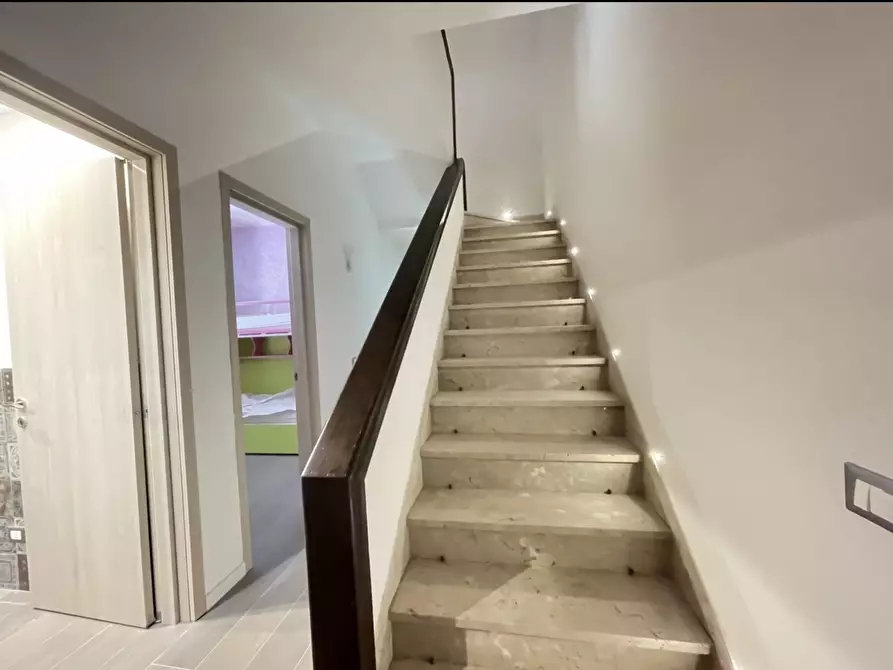 Immagine 58 di Porzione di casa in affitto  a Pietrasanta