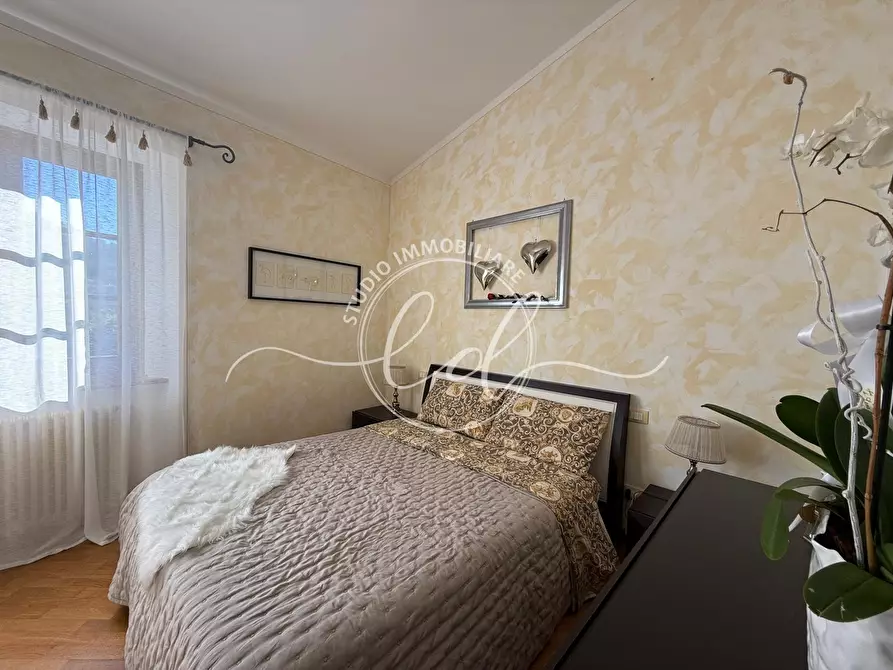 Immagine 23 di Porzione di casa in vendita  a Seravezza