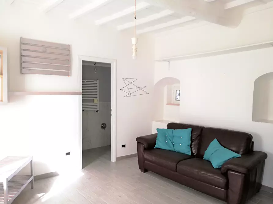 Immagine 5 di Appartamento in vendita  in Via Giuseppe Garibaldi a Segni