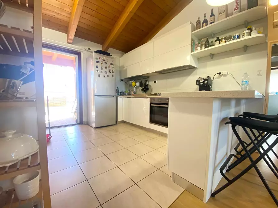 Immagine 3 di Trilocale in vendita  in VIA MATTATOIO VECCHIO a Spoltore