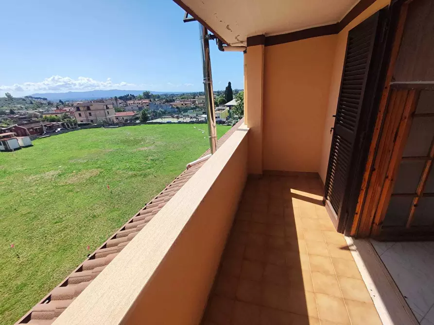 Immagine 38 di Villetta a schiera in vendita  in via colle mitriano 16 a Guidonia Montecelio