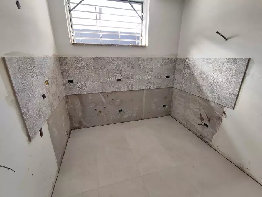 Immagine 43 di Villa in vendita  in via colleferro 64 a Guidonia Montecelio