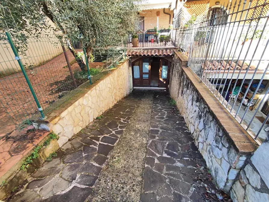 Immagine 14 di Trilocale in vendita  in via niccolò tommaseo 51 a Guidonia Montecelio