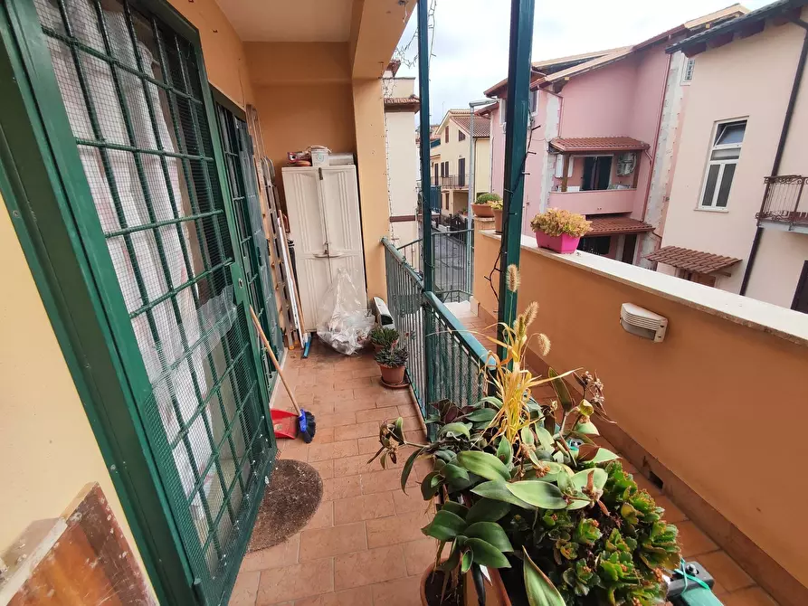 Immagine 21 di Trilocale in vendita  in Via Daniele Manin 3 a Guidonia Montecelio