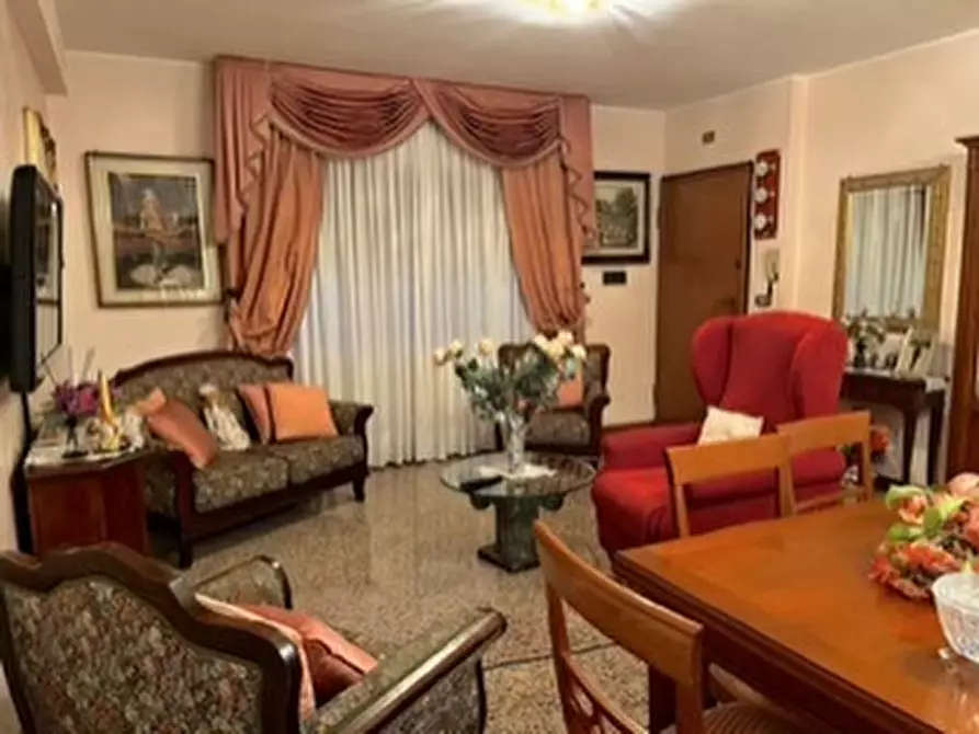 Immagine 3 di Quadrilocale in vendita  in Viale Marcello Federici a Ascoli Piceno