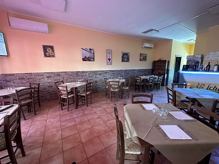 Immagine 1 di Pizzeria / Pub in vendita  a Alghero