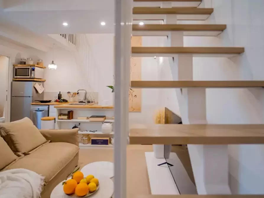 Immagine 18 di Trilocale in vendita  in Via delle Grazie 14 a Siracusa