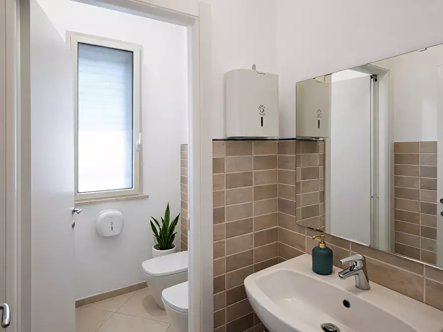 Immagine 12 di Quadrilocale in vendita  in Via Monsignor Salvatore Gozzo 5 a Siracusa