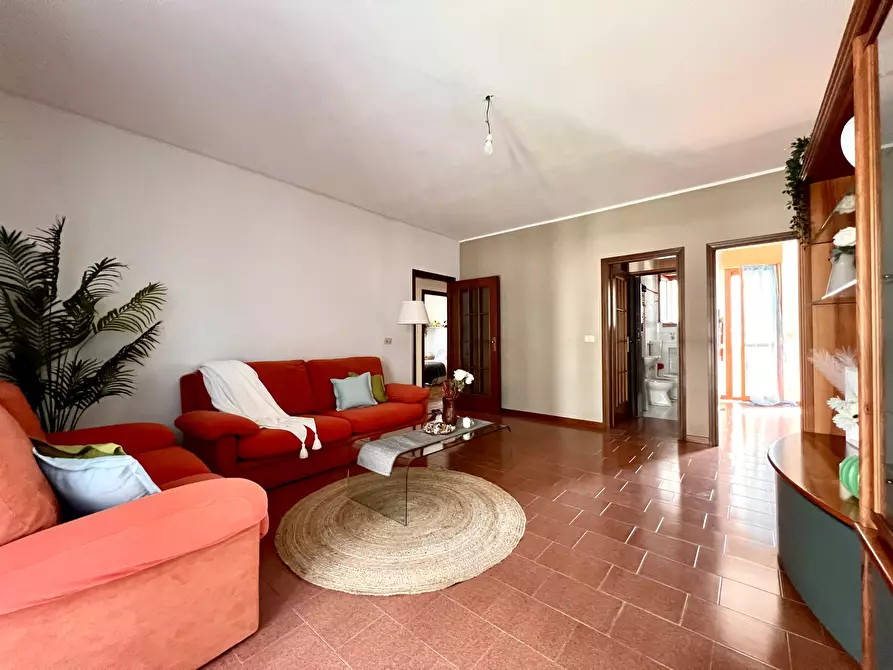 Immagine 1 di Appartamento in vendita  in Via Chiaviche 181 a Cesena